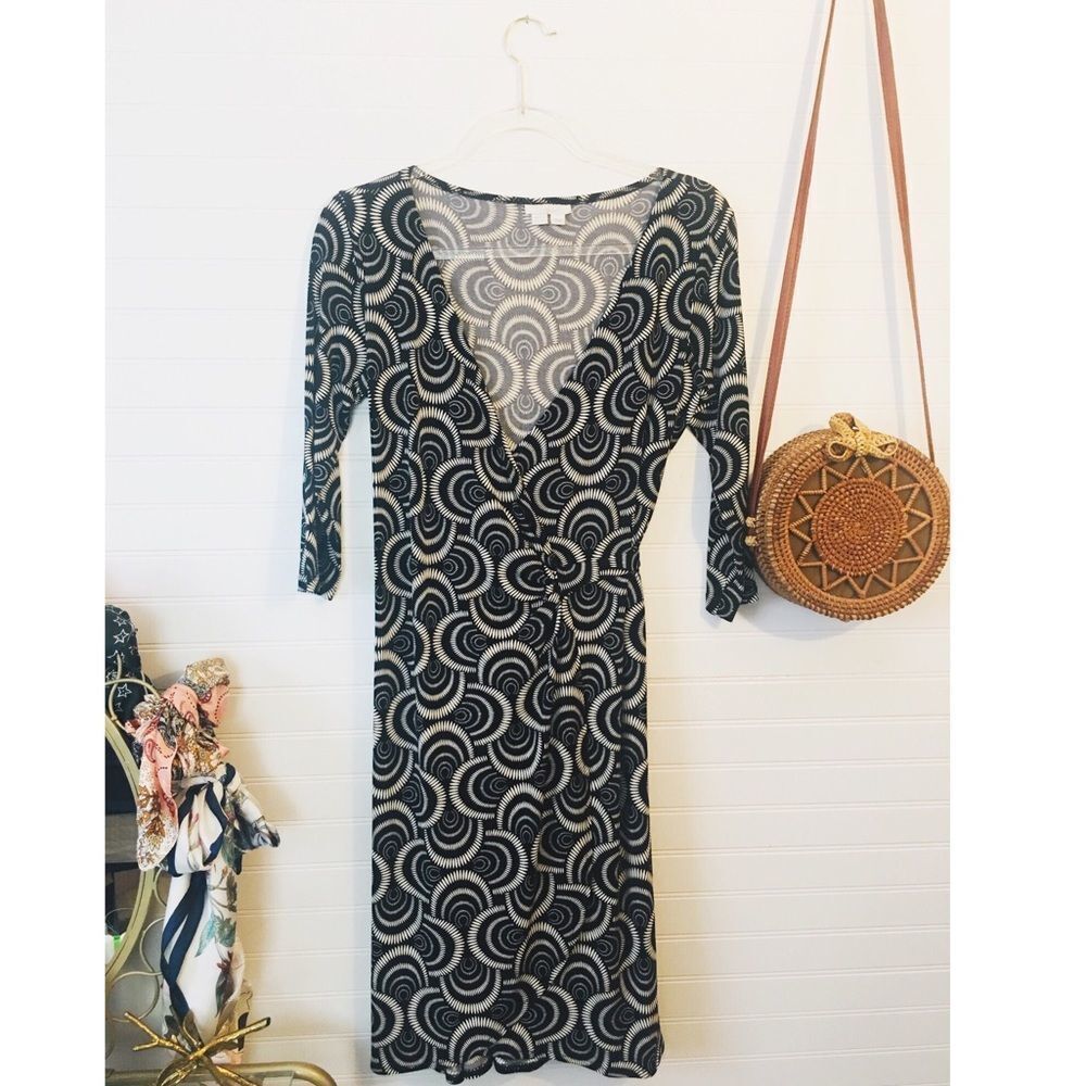 London Times Printed Wrap Midi Dress​